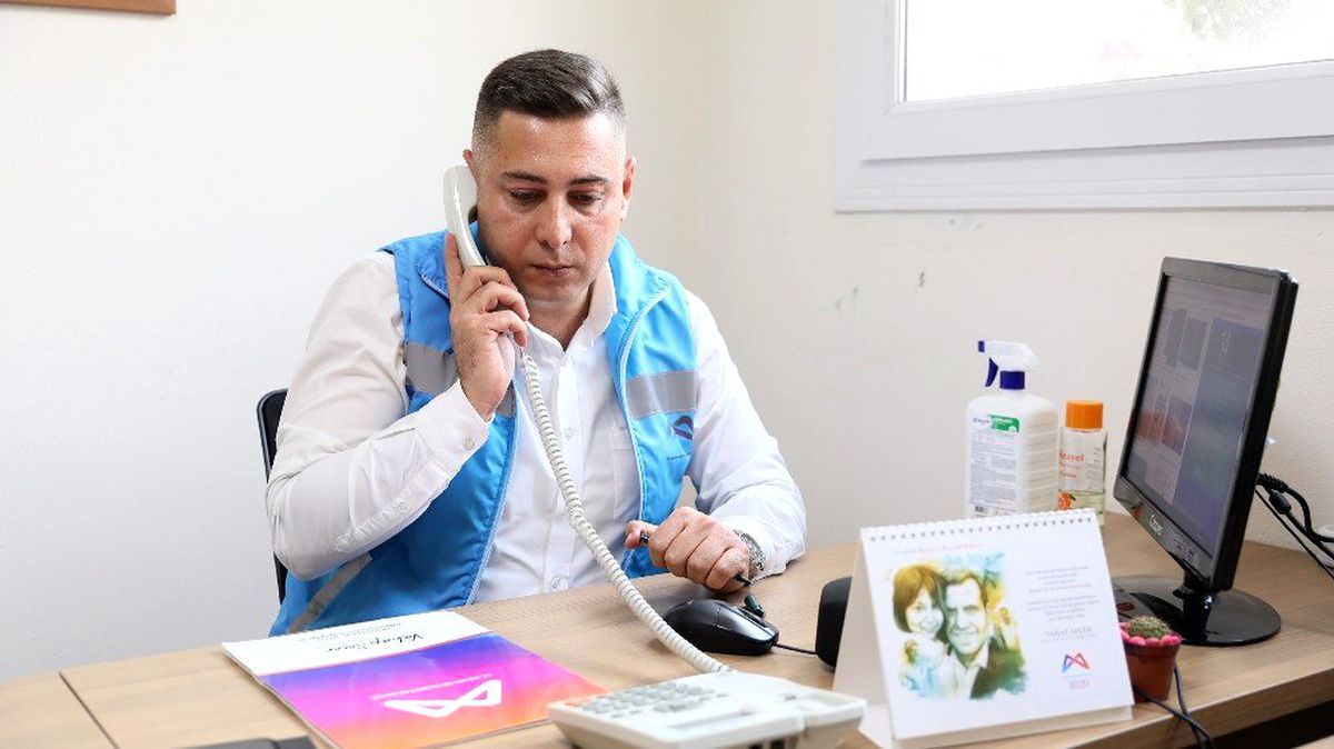 Mersin Büyükşehir Belediyesi evde kalan yaşlıları unutmuyor