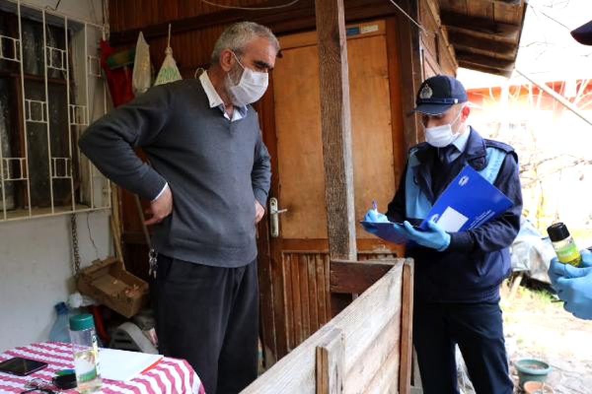 Pendik\'te 65 yaş üstüne zabıtadan alışveriş hizmeti