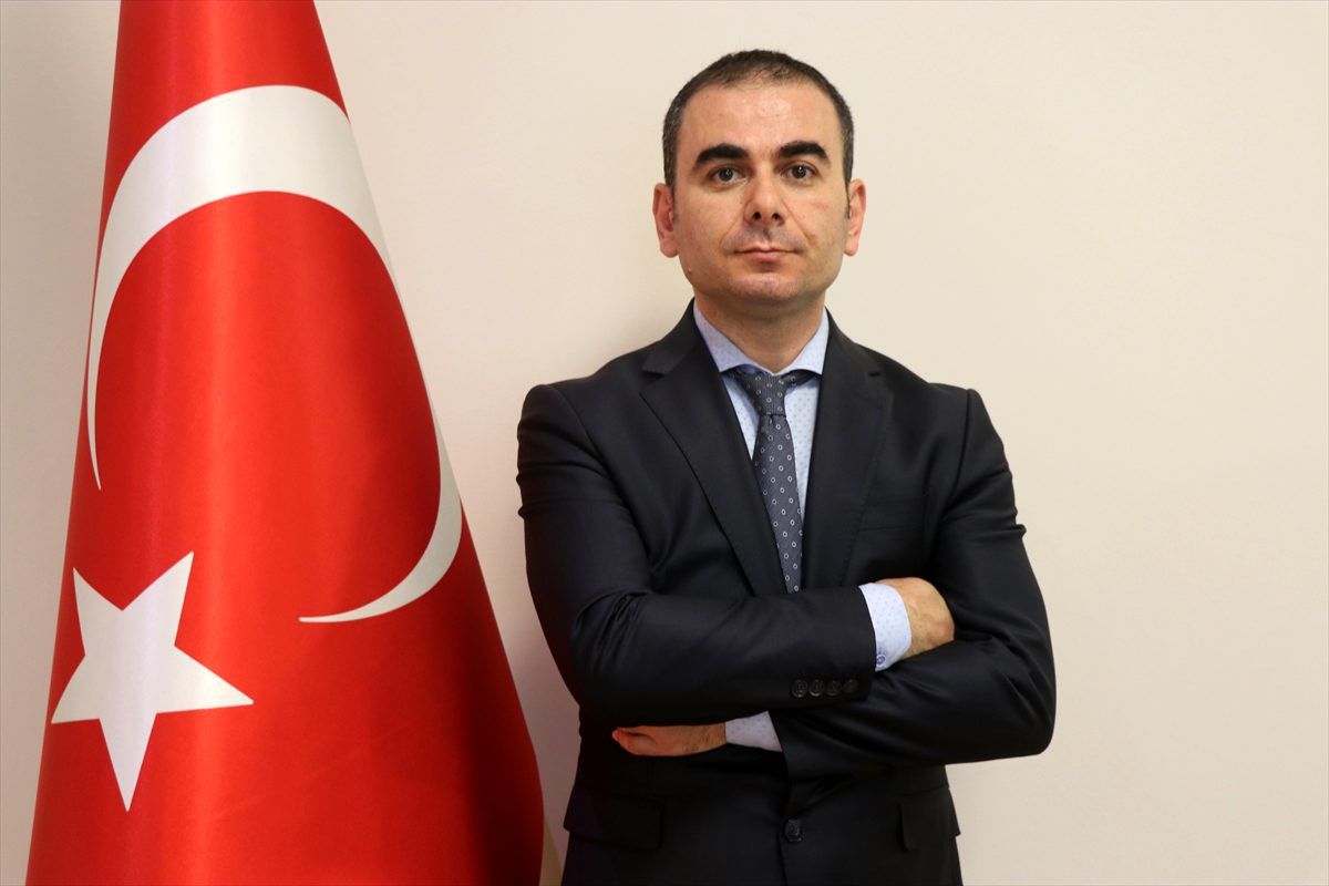 Plasenta anne karnındaki bebeği "koronavirüsten koruyor"
