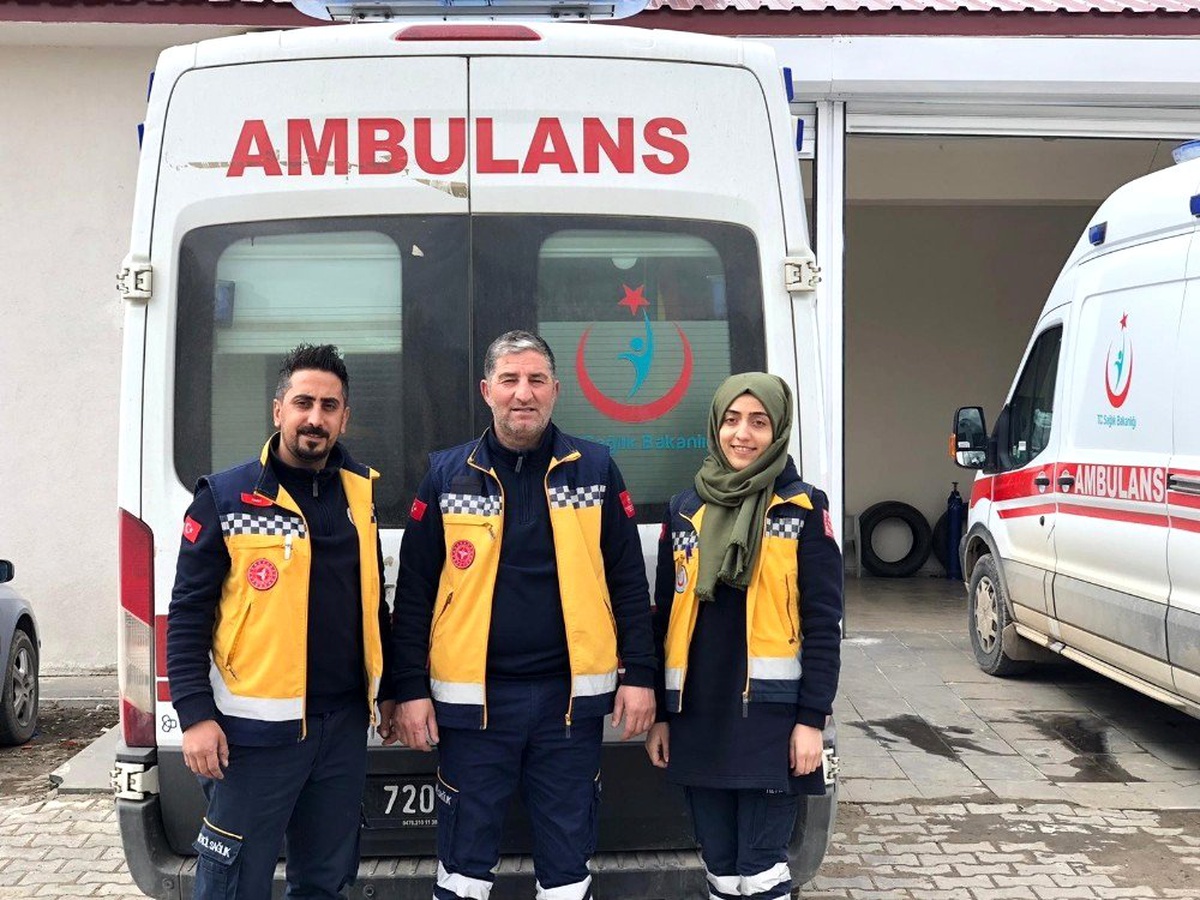 Taksicilerden sağlık çalışanlarına destek