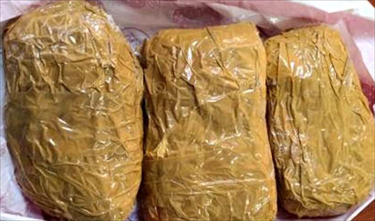 Tekirdağ\'da bazaya gizlenmiş bir kilogram kokain ele geçirildi