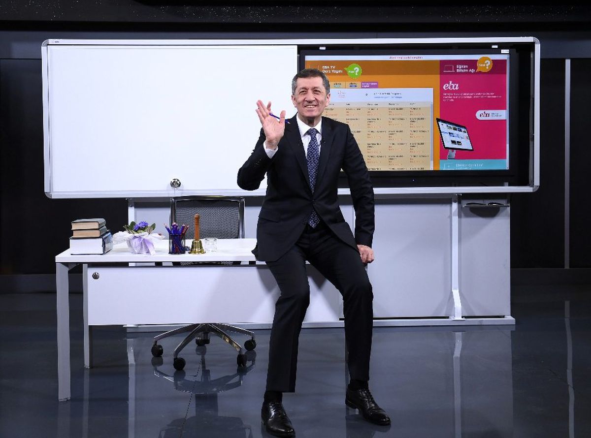 Uzaktan eğitim yarın başlıyor