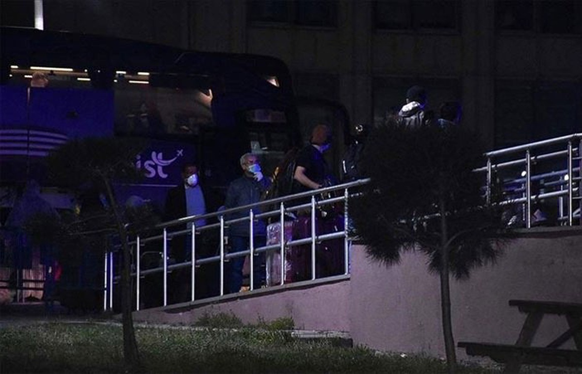 Yurt dışından gelen 175 öğrenci Tekirdağ\'da yurda yerleştirildi