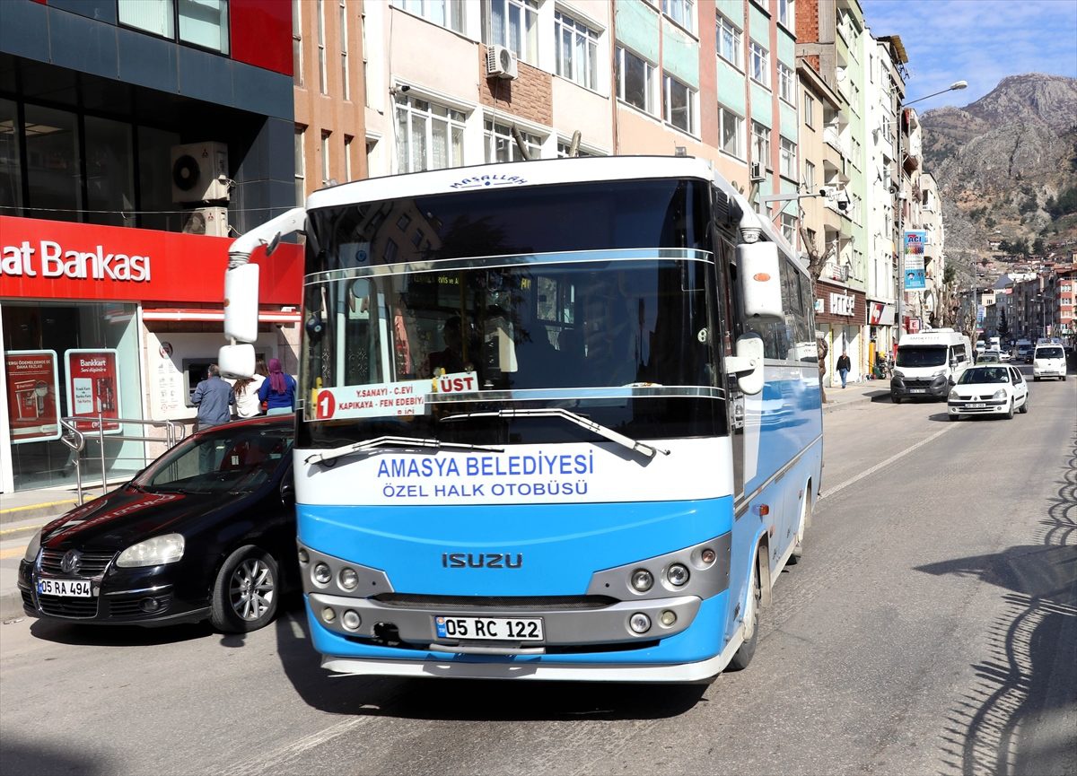 Amasya\'da sağlık çalışanlarına toplu ulaşım araçları ücretsiz