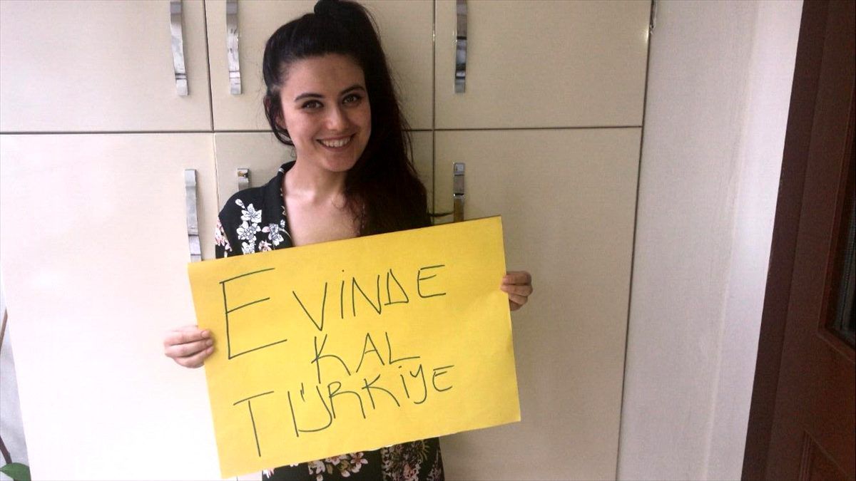 Artvin\'de okul öncesi öğrencilerinden "Evde kal" çağrısı
