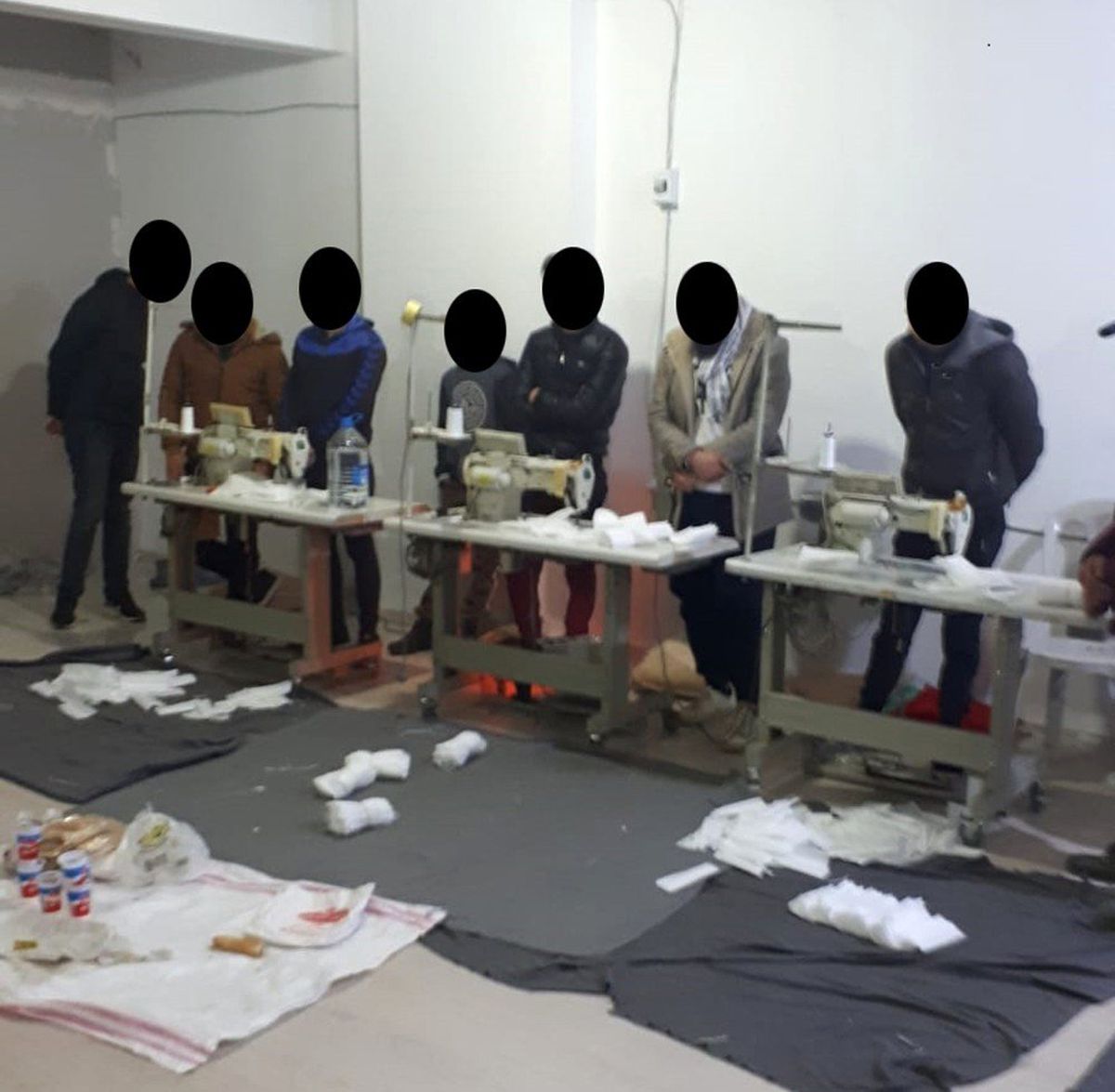 Asma katta kaçak maske üretimi
