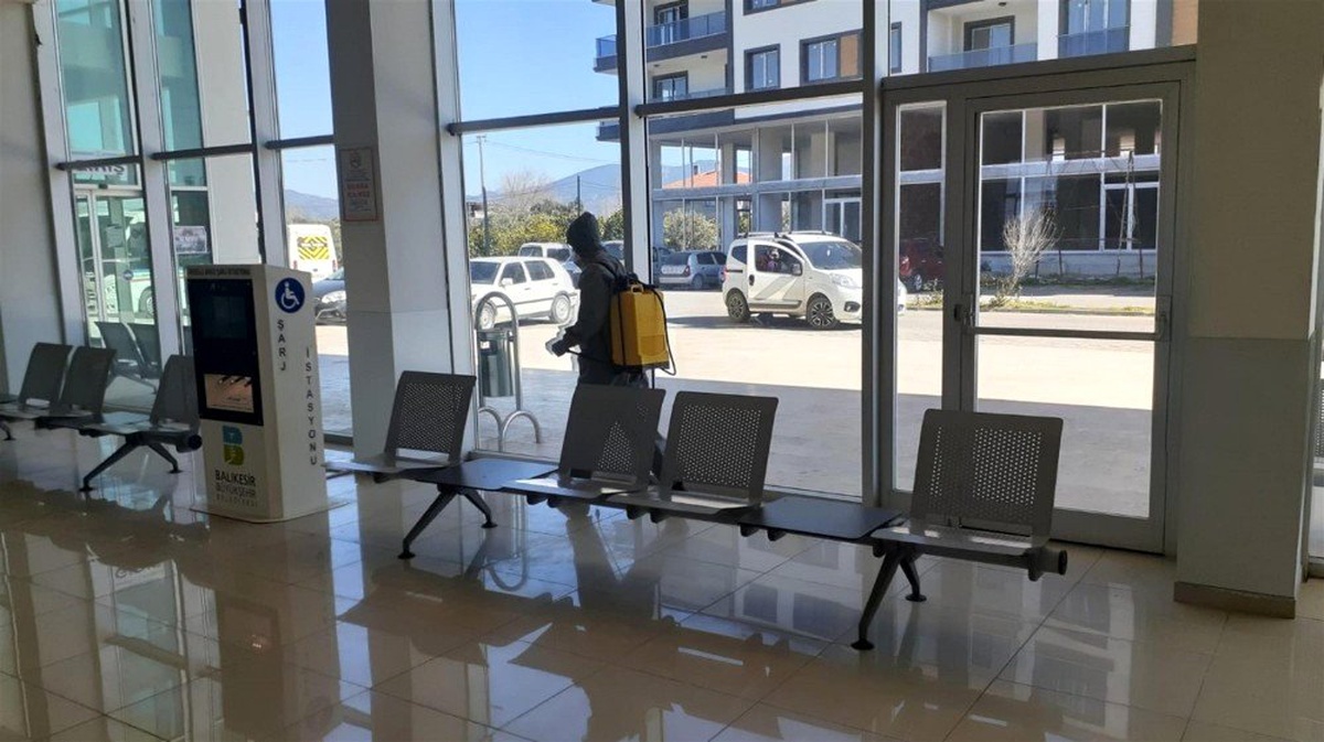 Büyükşehir ilaçlanmadık nokta bırakmadı