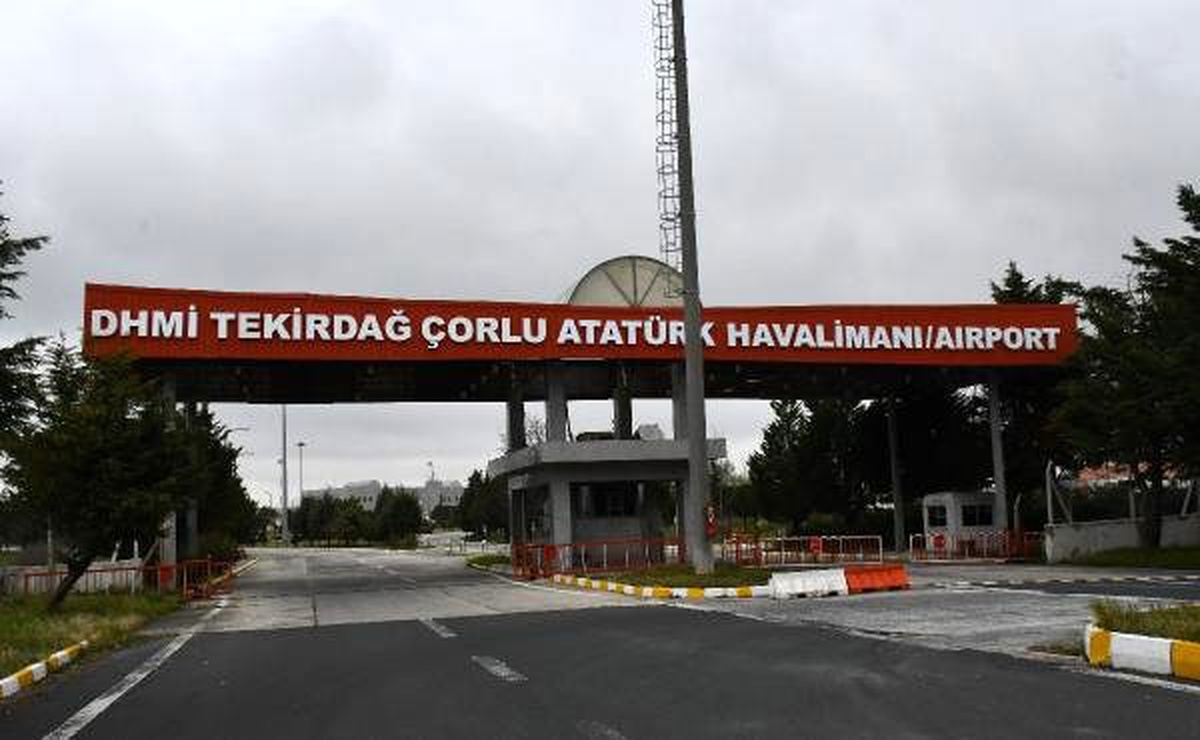 Çorlu Atatürk Havalimanı\'nda, uçuşlara ara verildi