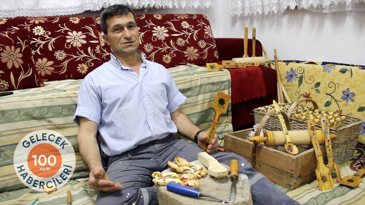 Elinin değdiği taşlar sanat eserine dönüşüyor