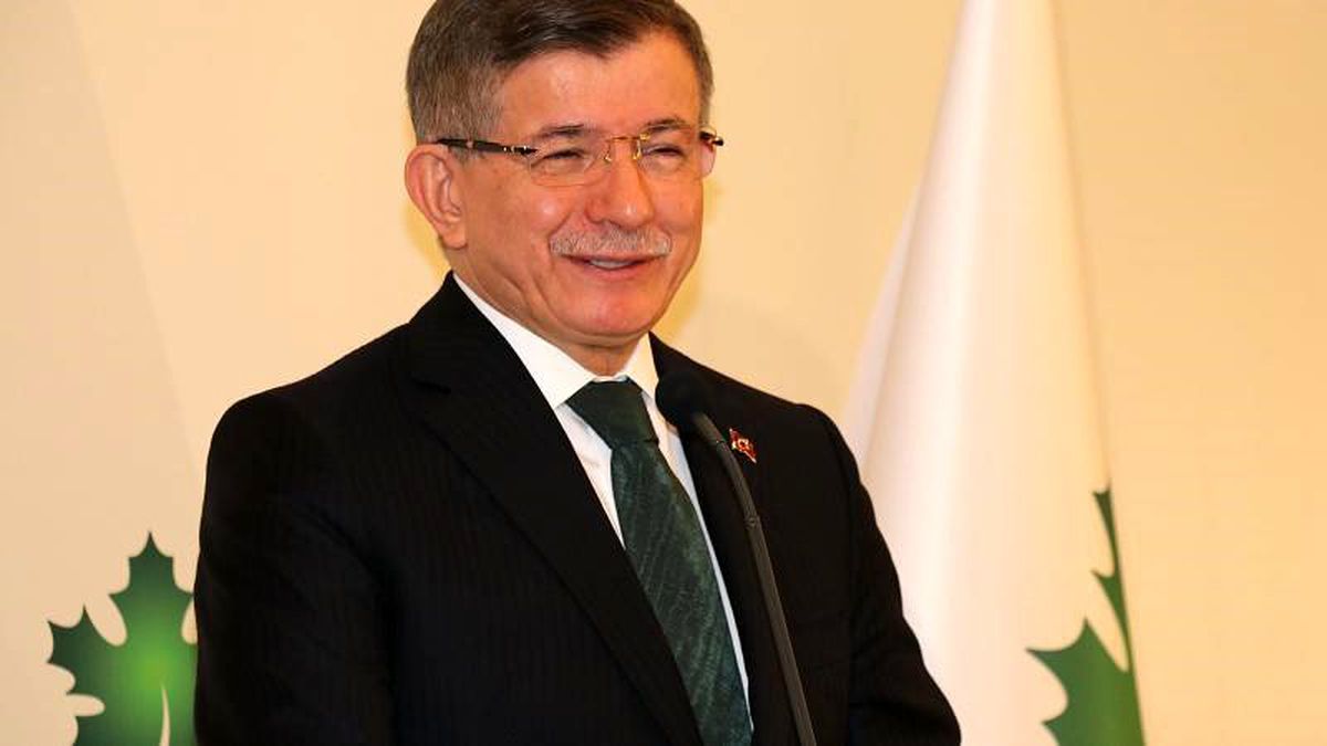 Gelecek Partisi Genel Başkanı Davutoğlu\'ndan \'KHK\'lı sağlık görevlileri göreve dönsün\' çağrısı