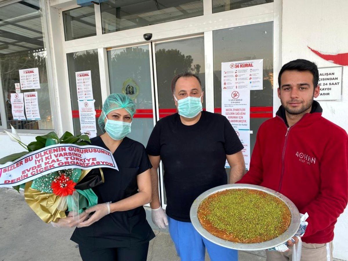 Genç işletmecilerden sağlık çalışanlarına destek ziyareti