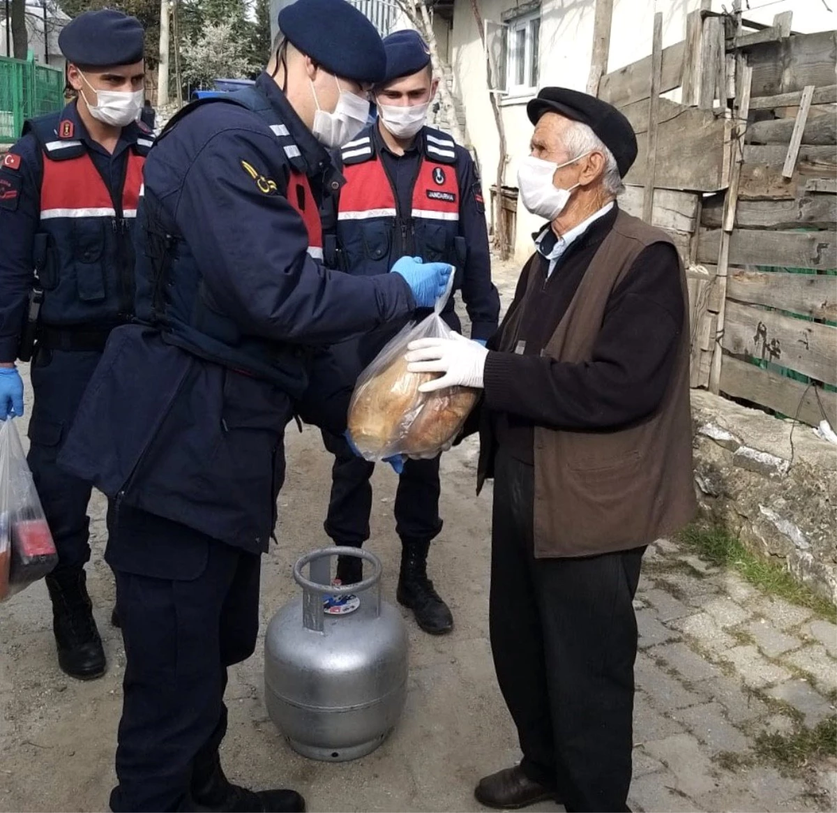 Jandarmadan alkışlanacak hizmet