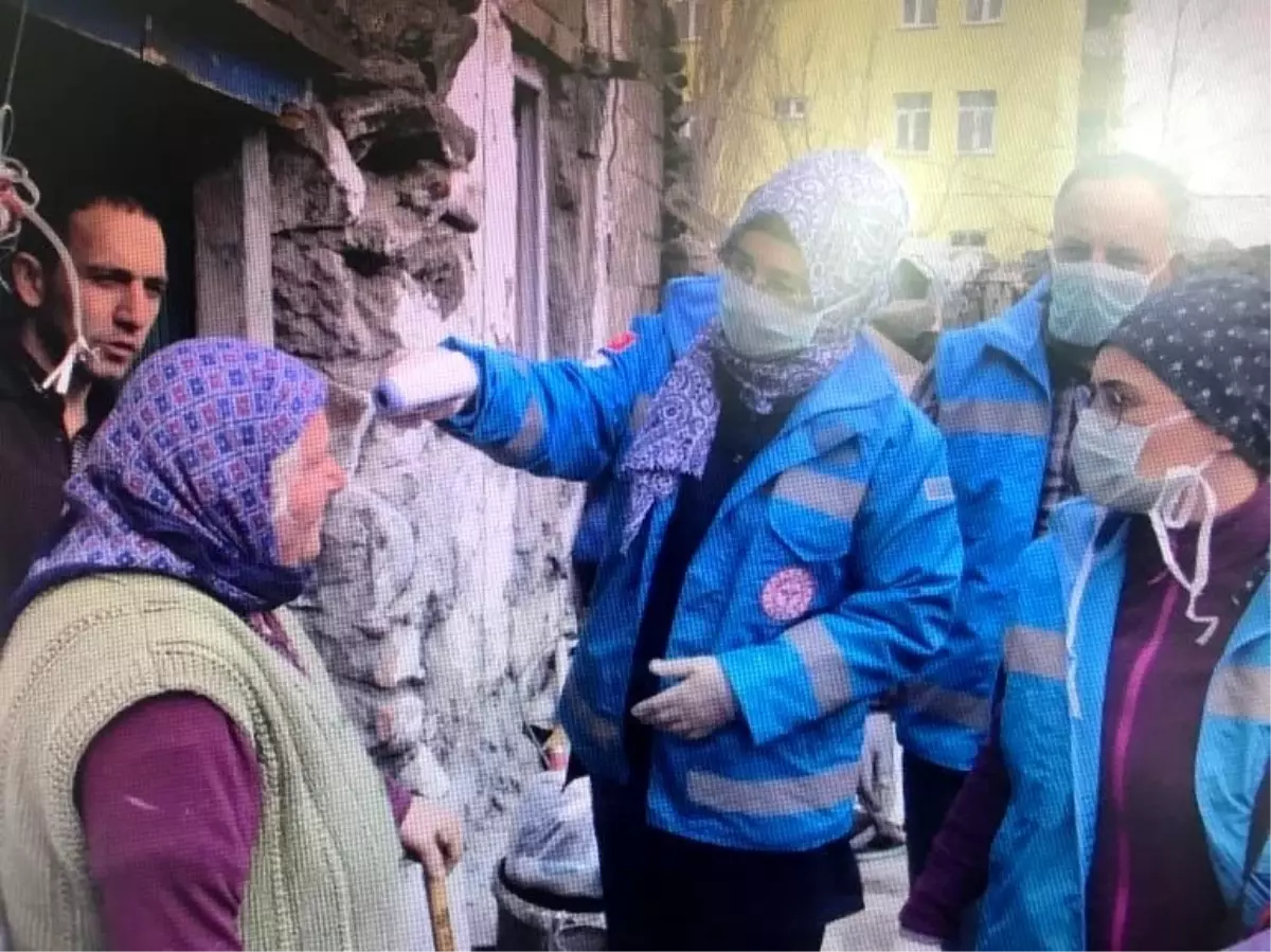 Kars\'ta 65 yaş üstü vatandaşların ihtiyaçlarını "Vefa Sosyal Destek Grubu" karşılıyor