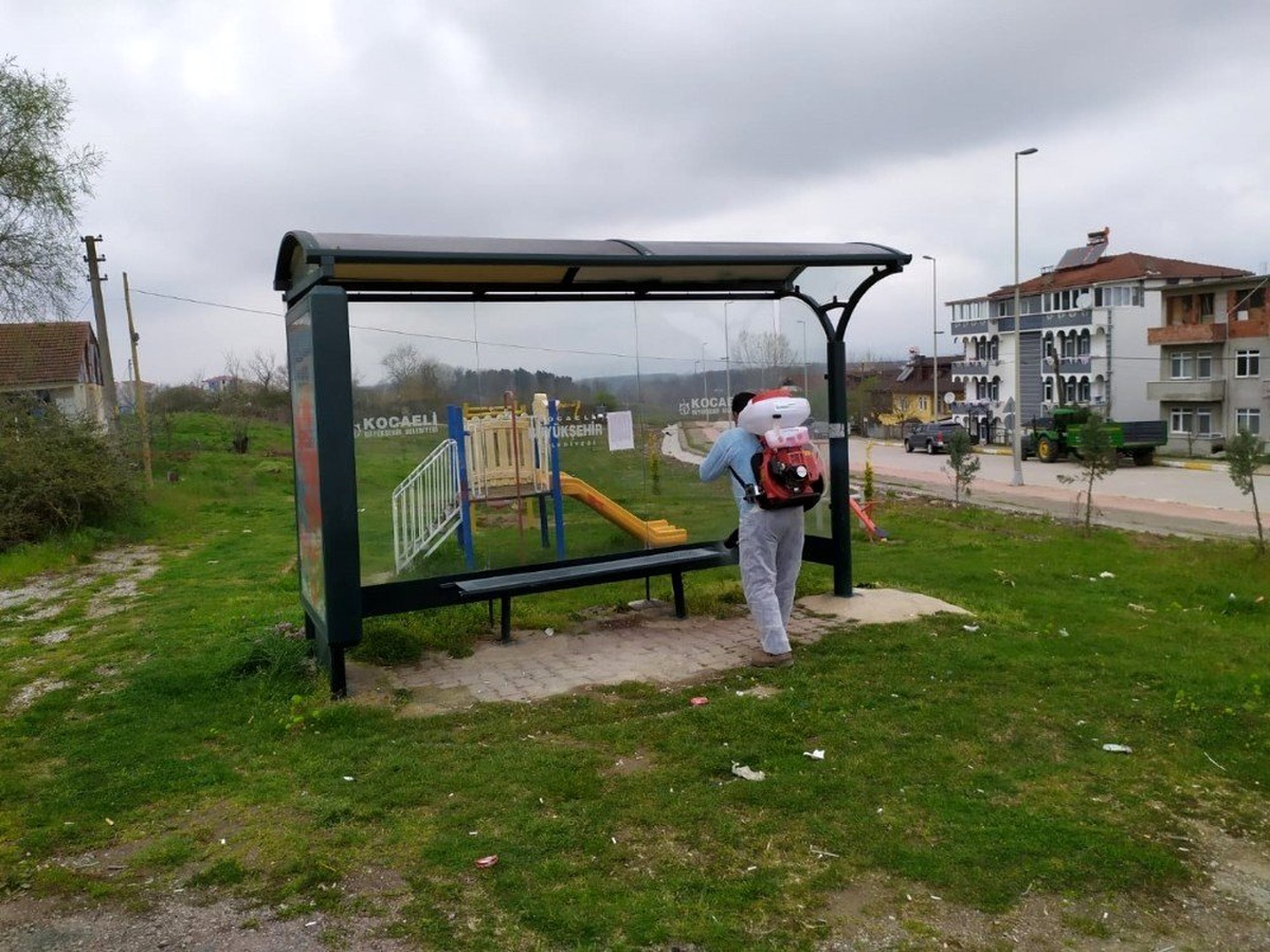 Kartepe\'de spor sahaları kapatıldı