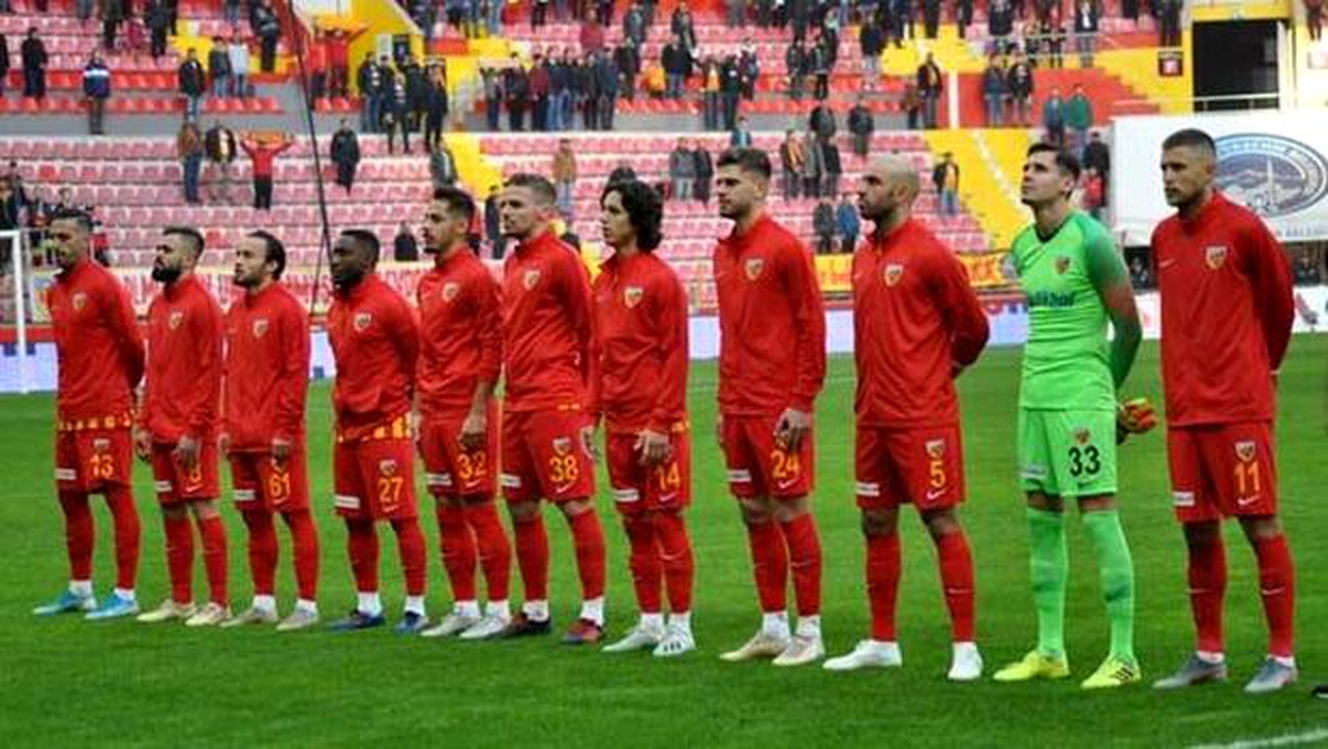 Kayserispor\'da izinler uzatıldı