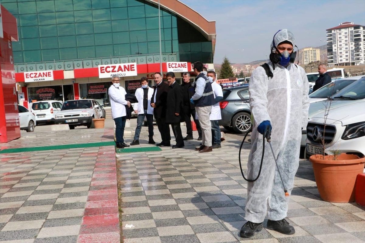 Kırıkkale\'de koronavirüse karşı dezenfeksiyon devam ediyor