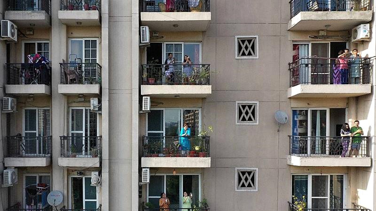 Koronavirüs salgını altındaki ülkelerde neler oluyor? 1,5 milyar insan zorunlu ev hapsinde