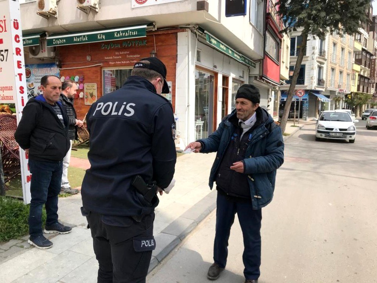 Polis anonslarla vatandaşları uyardı