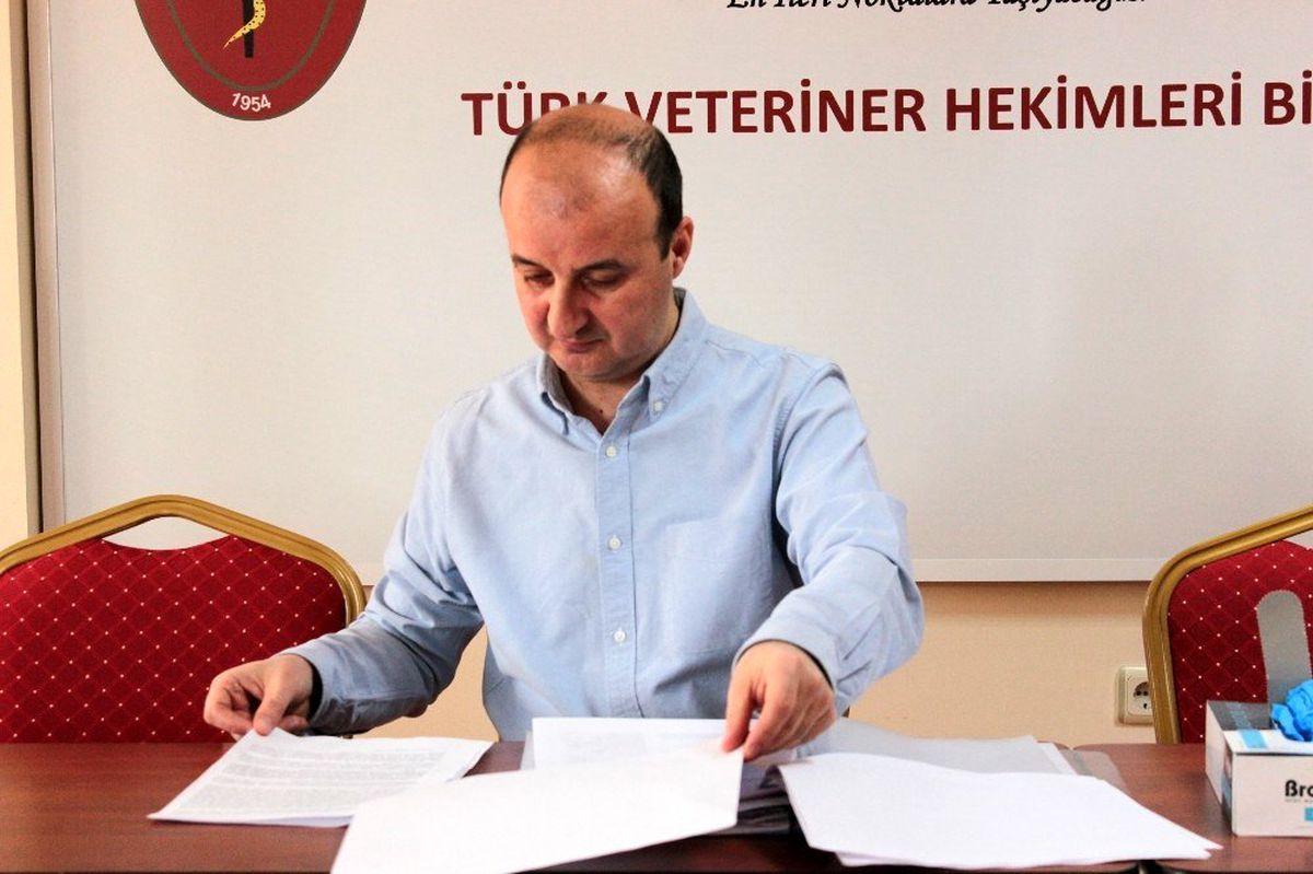 Prof. Dr. Azkur, "Veteriner İşleri Genel Müdürlüğü\'nün kurulması gerekliliğini izah ediyoruz"