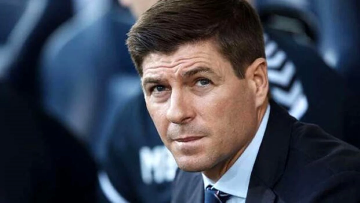 Rangers Teknik Direktörü Steven Gerrard\'dan "evde kal" çağrısı