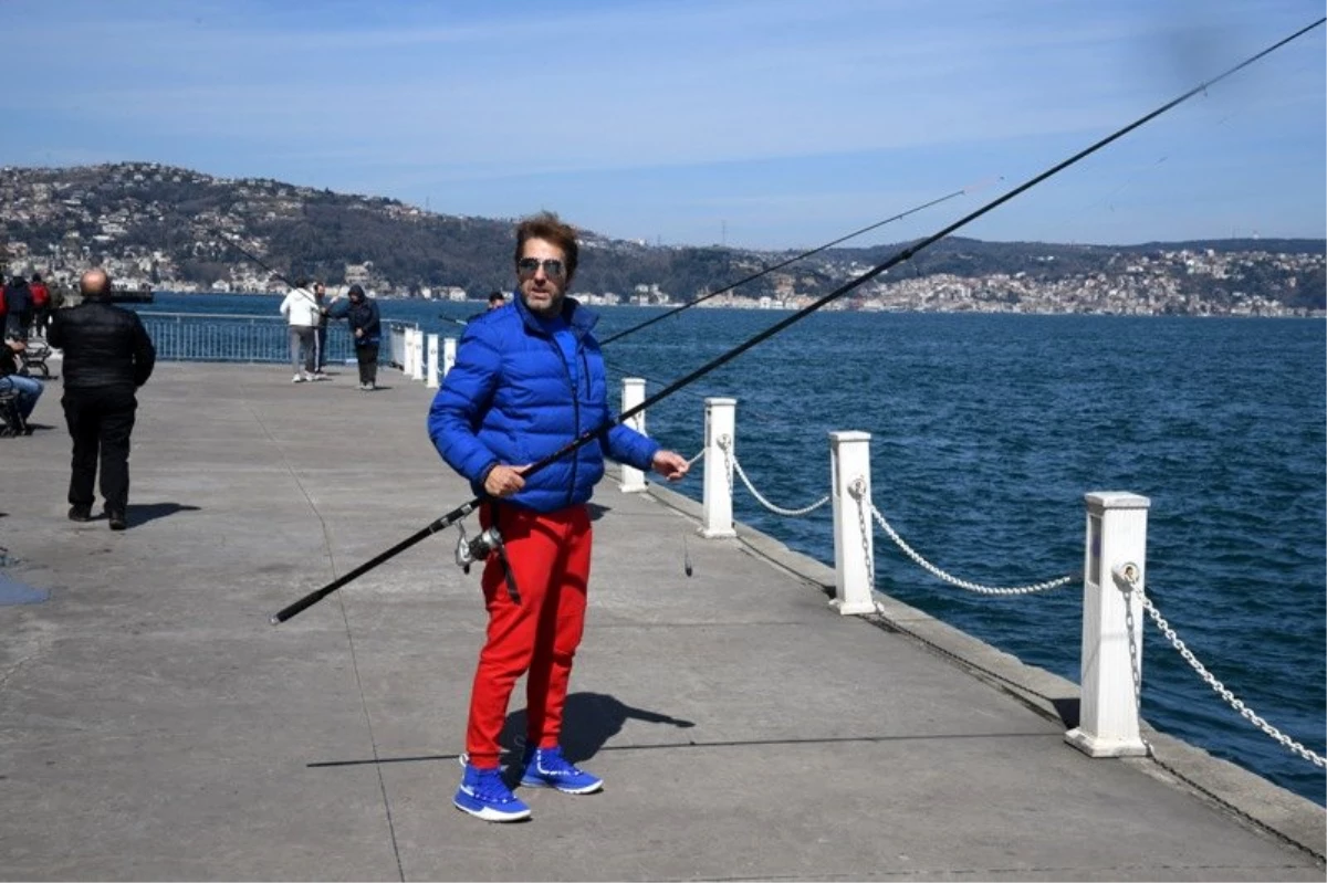 Şarkıcı Bora Gencer balığa çıktı