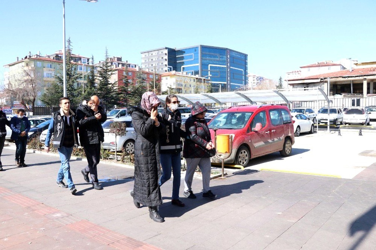 \'Sülük\' operasyonu zanlıları adliyeye sevk edildi