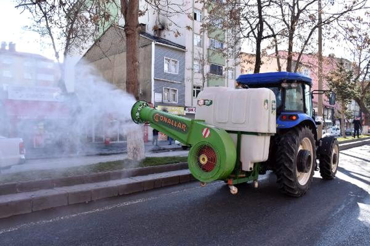 Tatvan\'da dezenfeksiyon çalışmaları sürüyor