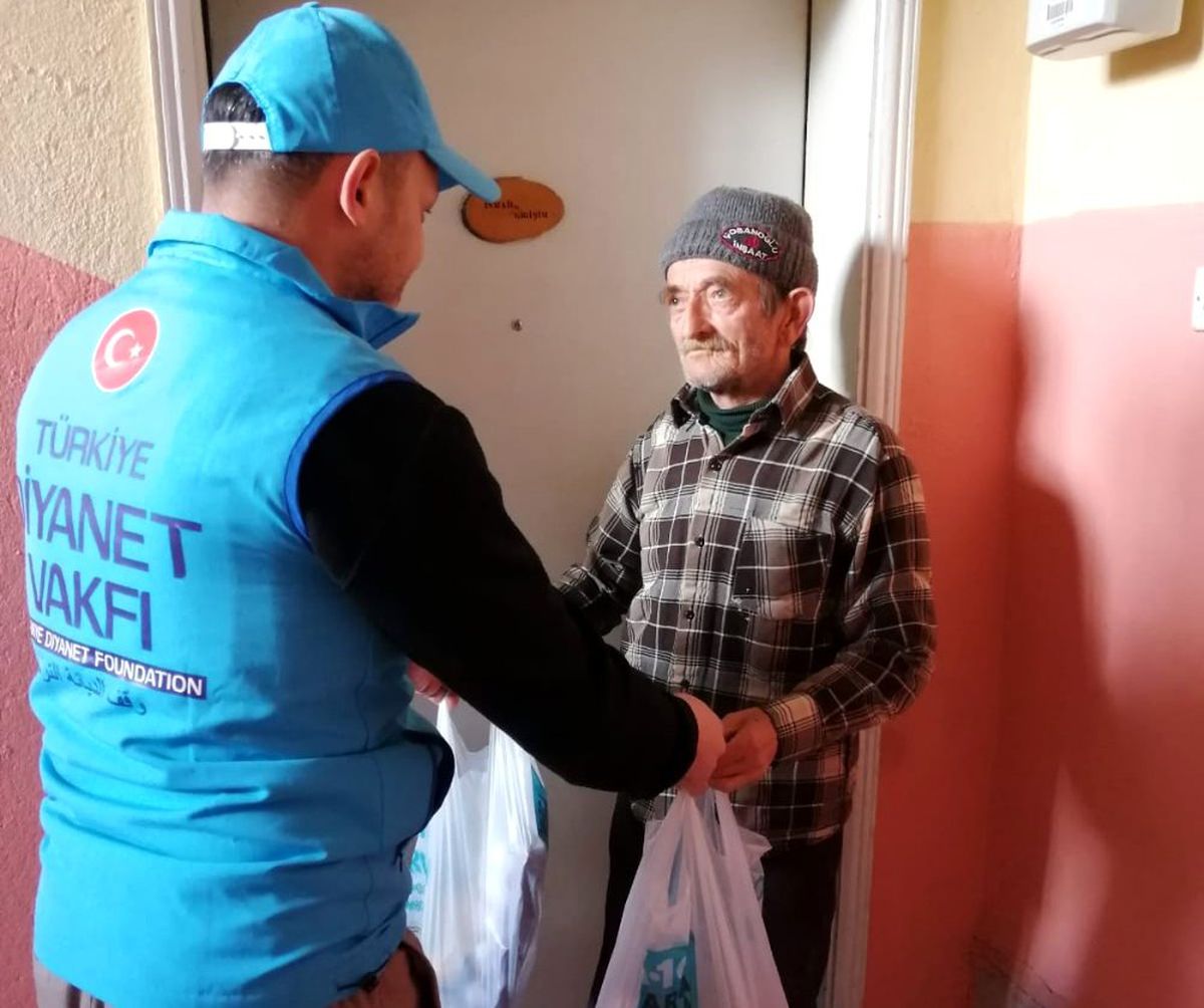 TDV öğrencilerinden "Evde Kal" etkinliği