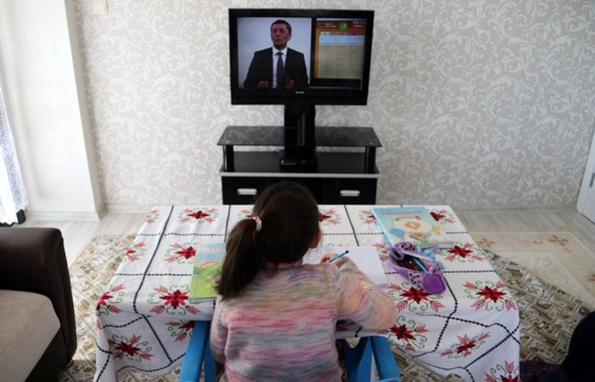 \'Uzaktan eğitim\' bugün başladı