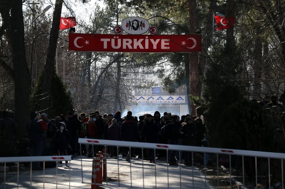 Yunanistan, Türkiye ile sınırlarını kapattı