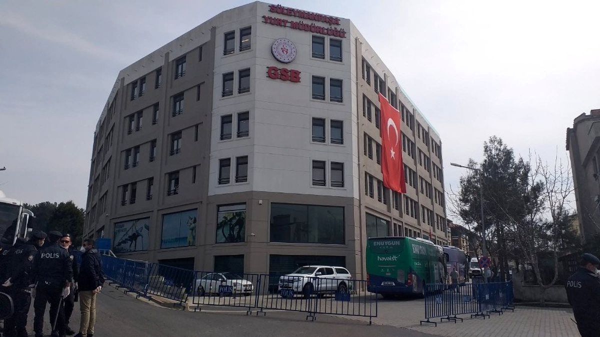 Yurtdışından gelen 360 kişi Tekirdağ\'da karantinaya alındı