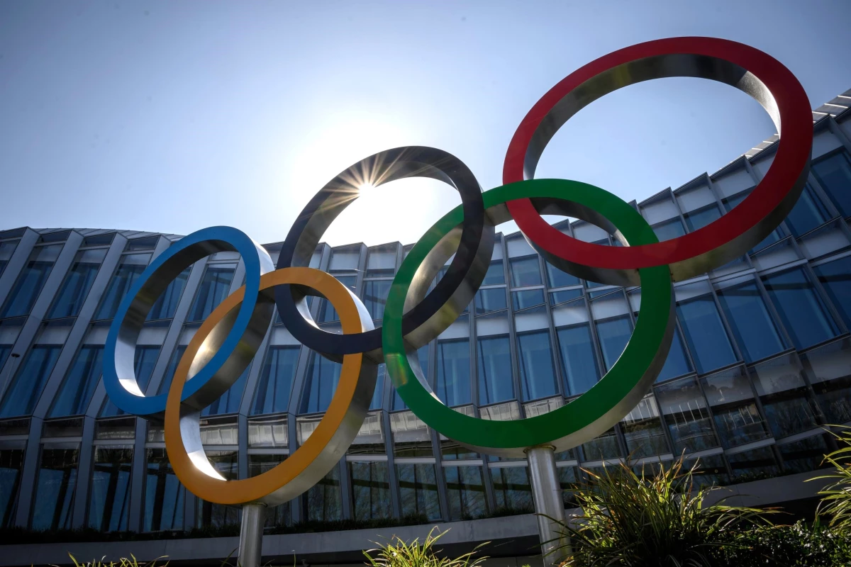 2020 Tokyo Olimpiyatları, koronavirüs salgını nedeniyle 1 yıl ertelendi