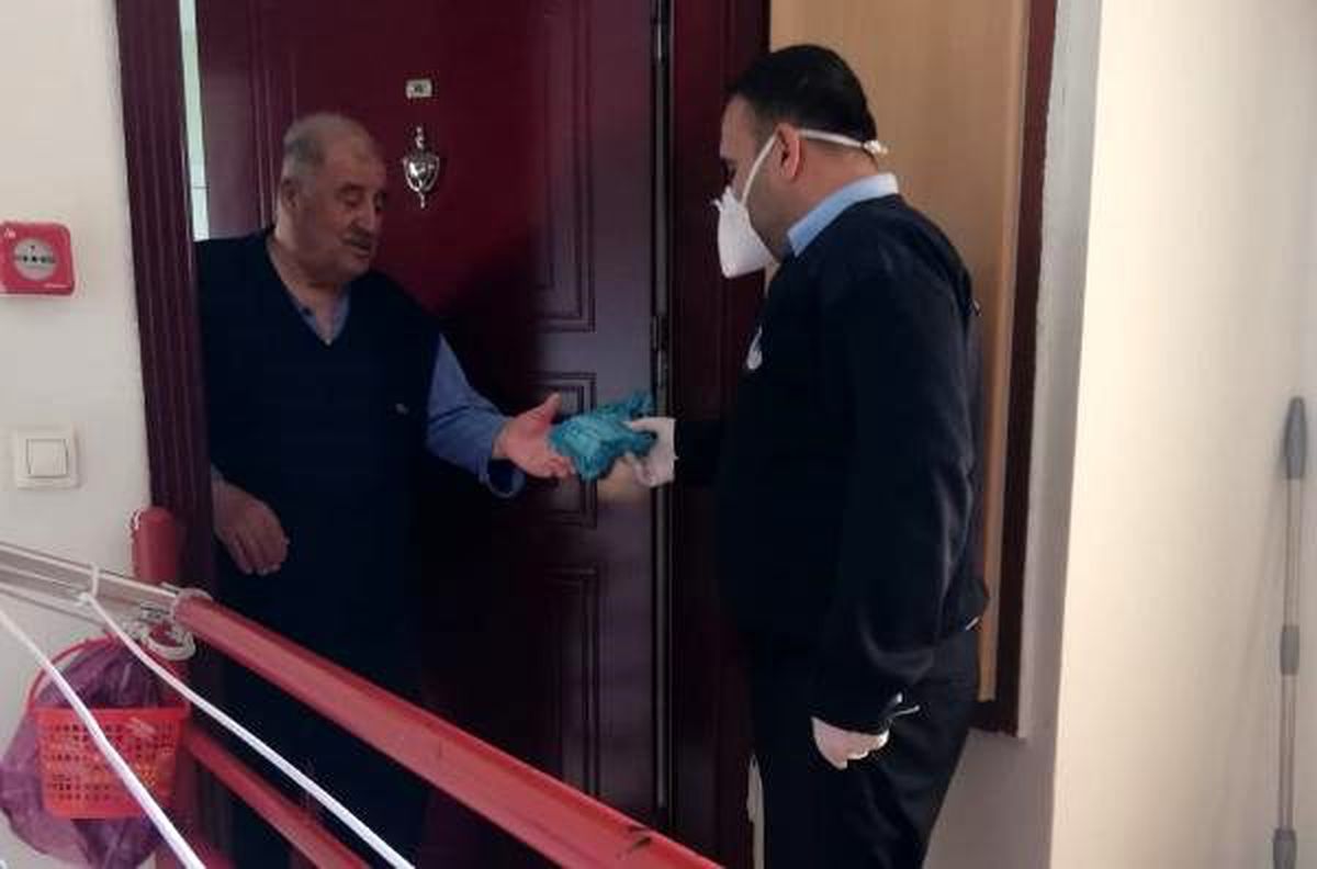 Adilcevaz\'da dışarı çıkamayanların yardımına zabıta koştu