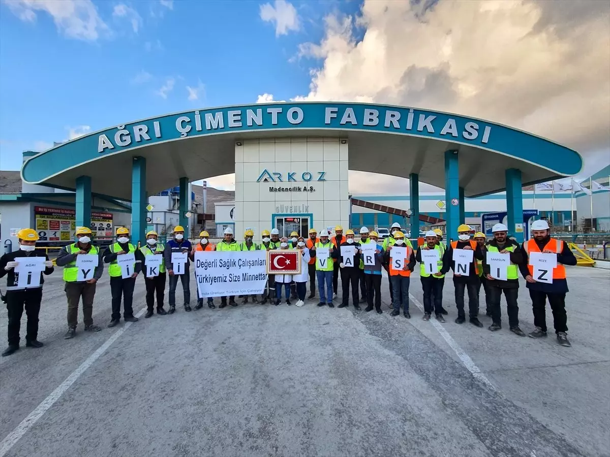 Ağrı Çimento çalışanlarından sağlık görevlilerine destek