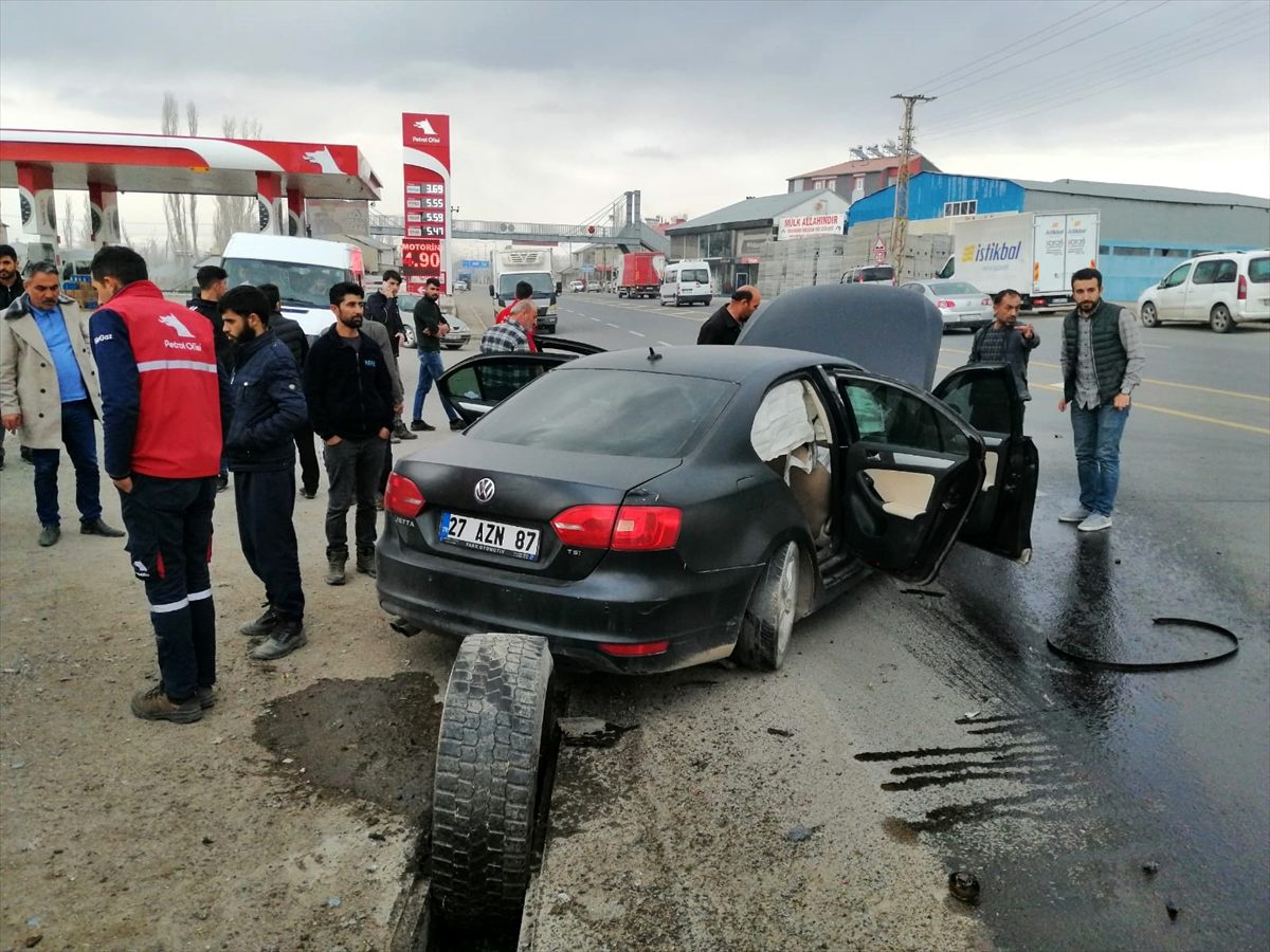 Ağrı\'da trafik kazasında bir kişi yaralandı