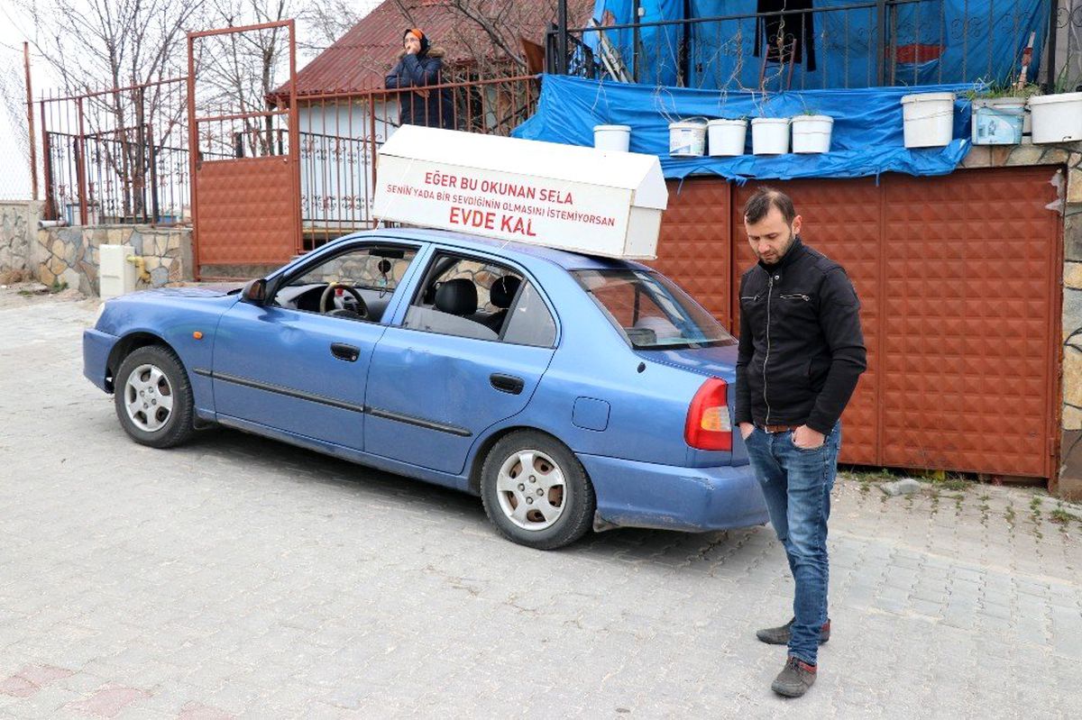 Bolu\'da, aracına bağladığı tabutla \'evde kal\' çağrısı yapan sürücüye ceza