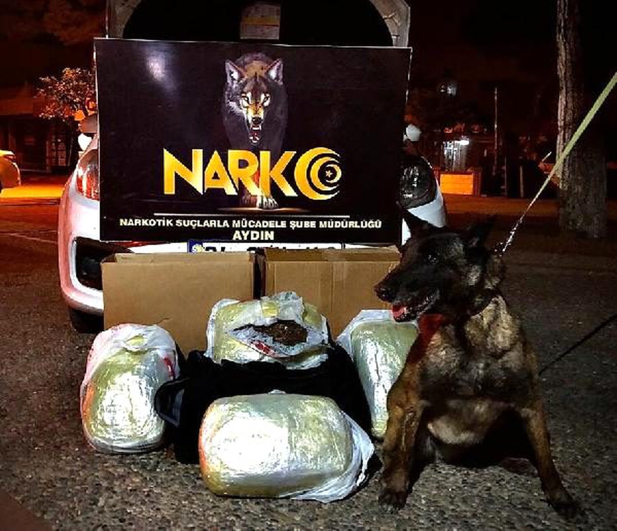 Çayra, otomobildeki 6 kilo esrarı buldu, sürücü tutuklandı
