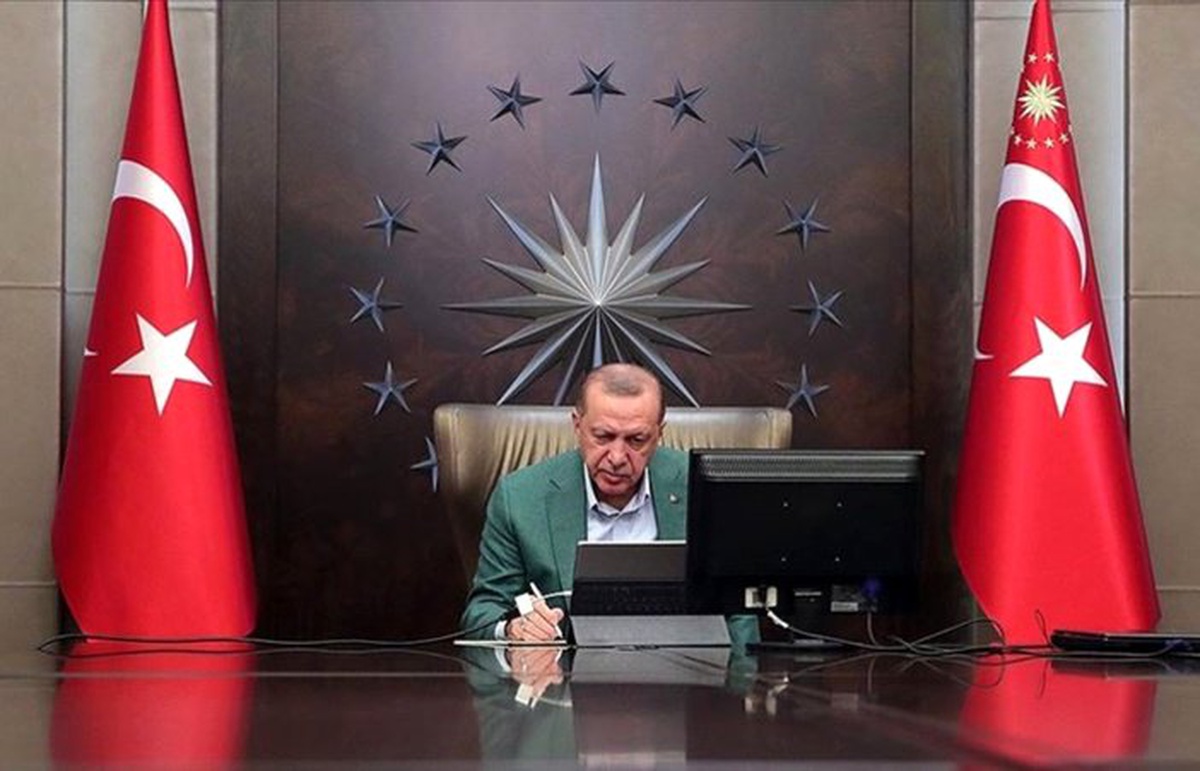 Erdoğan: Tüm kurum ve kuruluşlarımızın çalışmalarını yakından takip ediyoruz