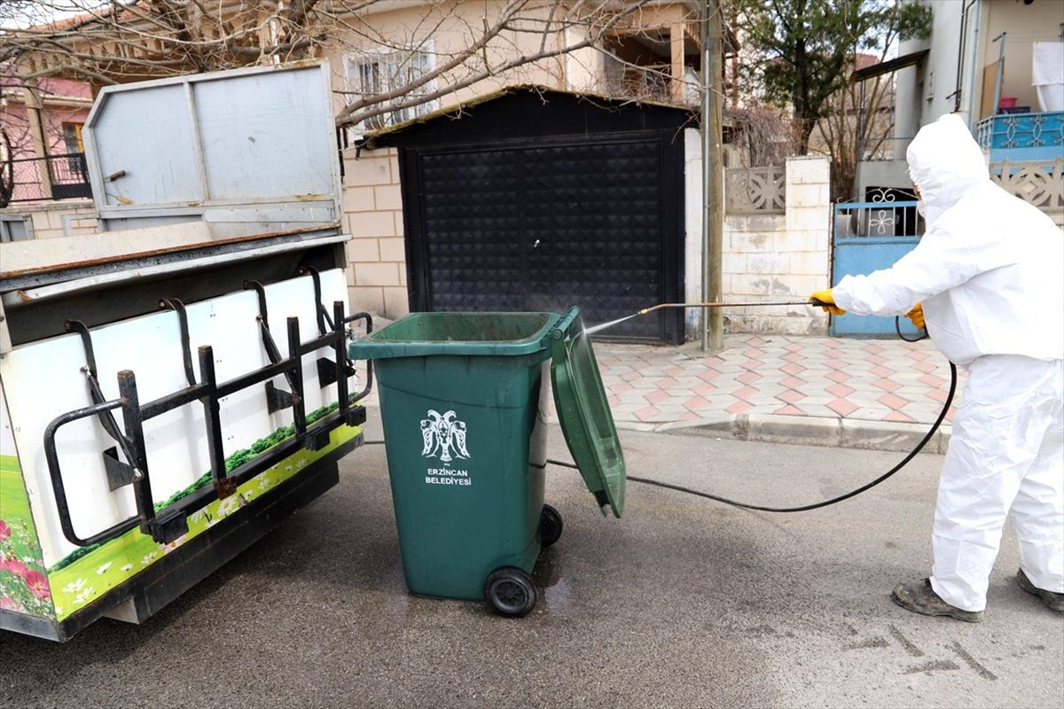 Erzincan\'da kullanım alanları sık sık dezenfekte ediliyor