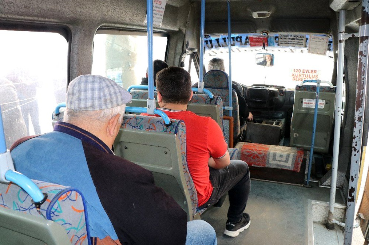 Genelge sonrası minibüslerde yolcu sayısı 7\'ye düştü