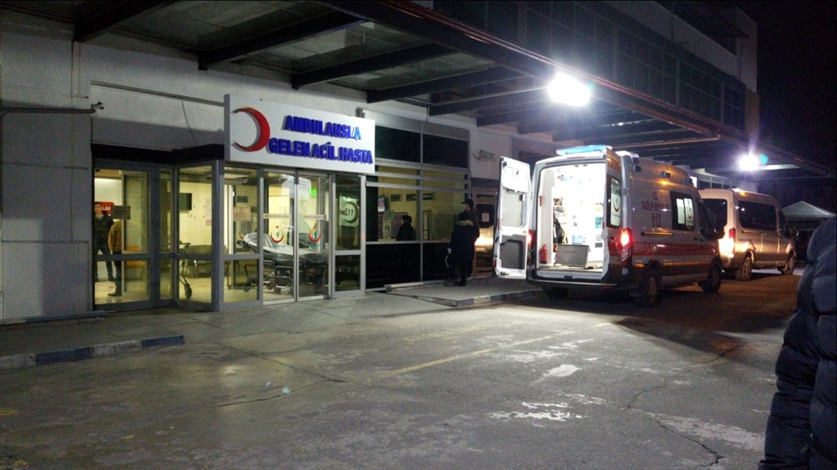 Giresun\'da otomobilin çarptığı çocuk yaralandı