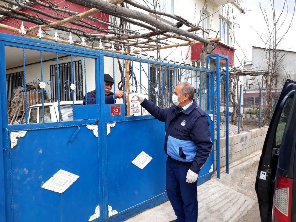 Gölbaşı Belediyesi yaşlıları yalnız bırakmıyor