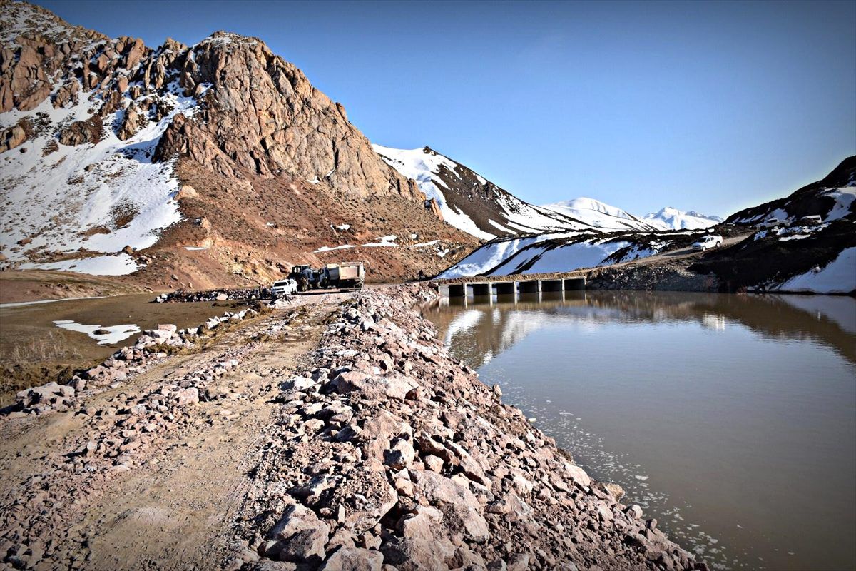 Hakkari\'nin jeotermal kaynakları değerlendiriliyor
