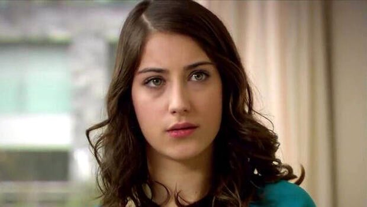 Hazal Kaya isyan etti: Yaşlılar risk grubunda ama...