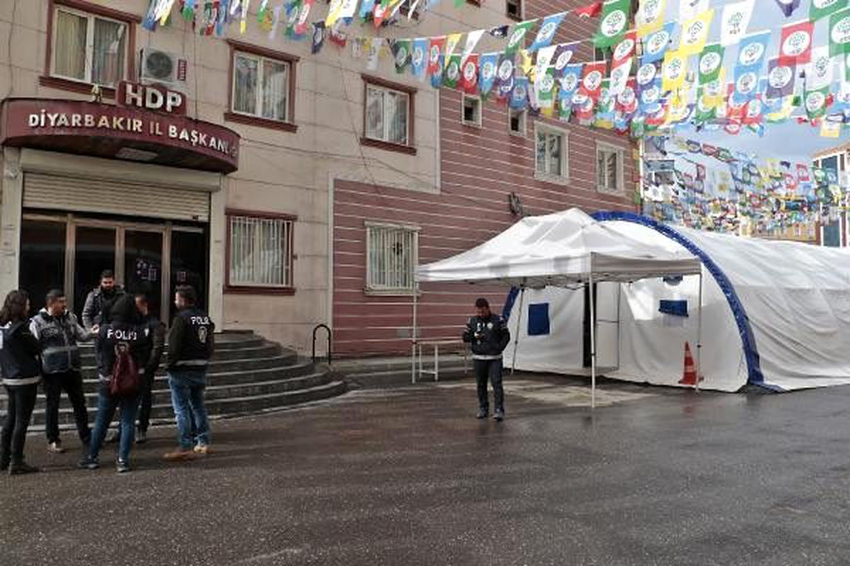 HDP önündeki eylemde 204\'üncü gün