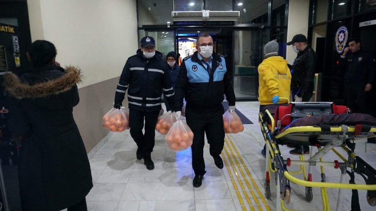 İzmit Belediyesi\'nden sağlık çalışanlarına gıda desteği