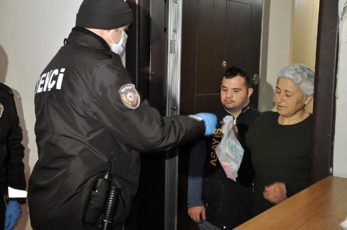 Kanser tedavisi gören kadının ilaçlarını bekçiler götürdü