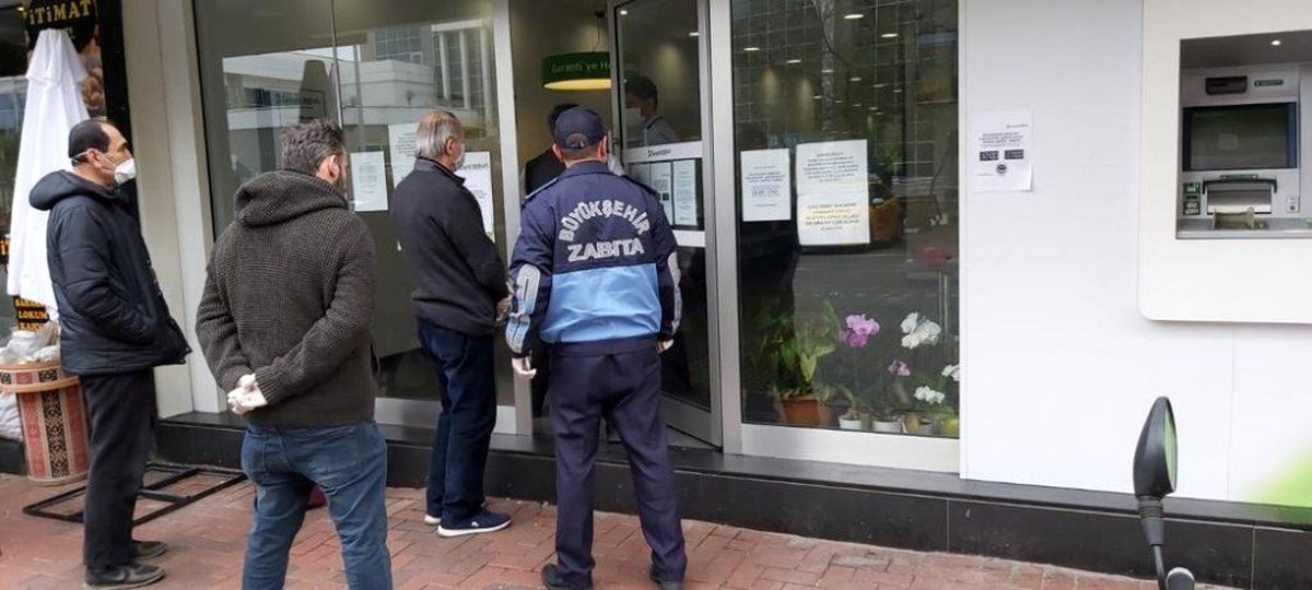Kaymakam Sırmalı\'dan "Evde kal Edremit, evde hayat var" çağrısı