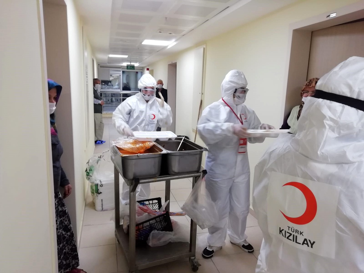 Kızılay\'dan koronavirüs ile mücadeleye büyük destek