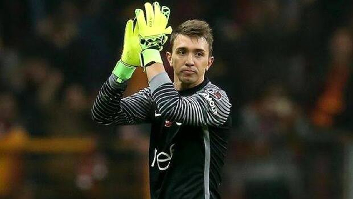 Muslera\'dan açıklama geldi! \'Yanlış anlaşıldım...\'